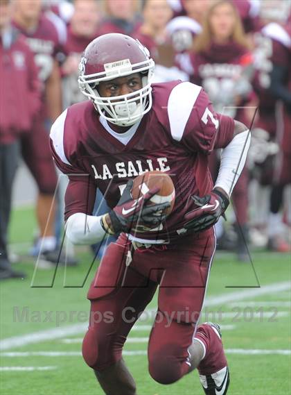Thumbnail 2 in La Salle Academy vs. Bishop Hendricken (RIIL Division 1 Final) photogallery.