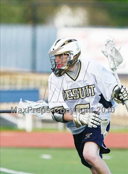 Thumbnail 2 in Bellevue vs Dallas Jesuit photogallery.