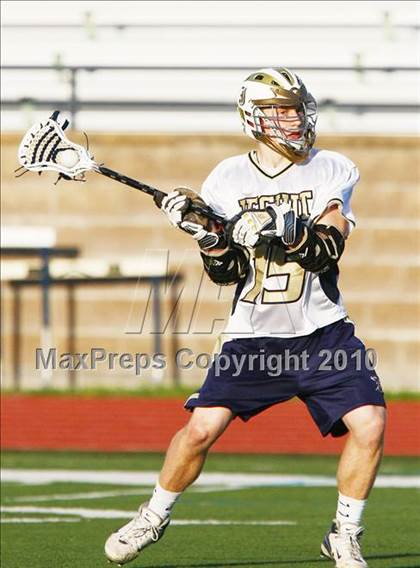 Thumbnail 2 in Bellevue vs Dallas Jesuit photogallery.