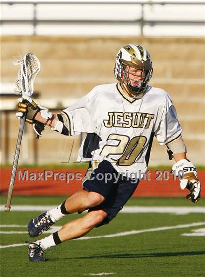 Thumbnail 1 in Bellevue vs Dallas Jesuit photogallery.