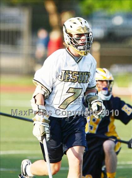 Thumbnail 1 in Bellevue vs Dallas Jesuit photogallery.