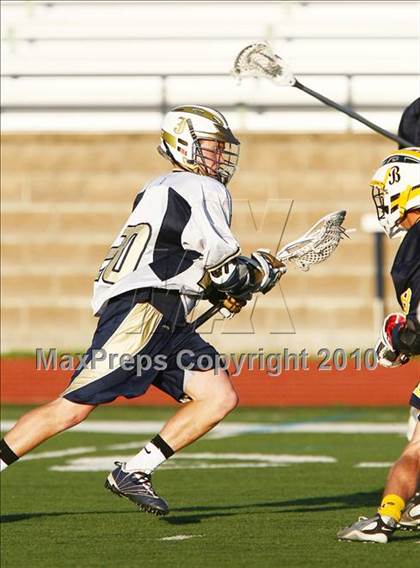 Thumbnail 3 in Bellevue vs Dallas Jesuit photogallery.