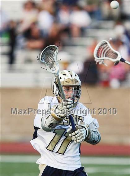 Thumbnail 3 in Bellevue vs Dallas Jesuit photogallery.