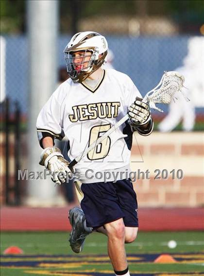 Thumbnail 2 in Bellevue vs Dallas Jesuit photogallery.