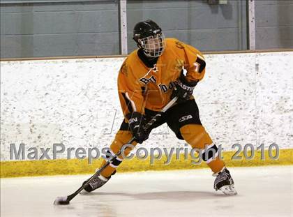 Thumbnail 2 in Hamburg vs Kenmore East (Section VI Quarterfinal) photogallery.