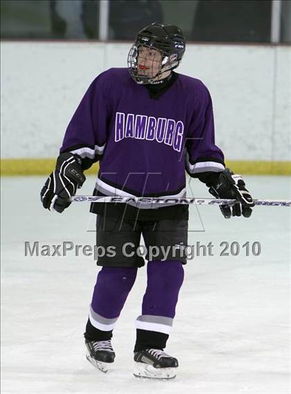 Thumbnail 3 in Hamburg vs Kenmore East (Section VI Quarterfinal) photogallery.