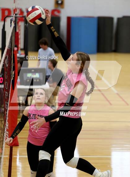 Thumbnail 3 in Blue Ridge vs Mogollon (The Florence VB Invitational) photogallery.