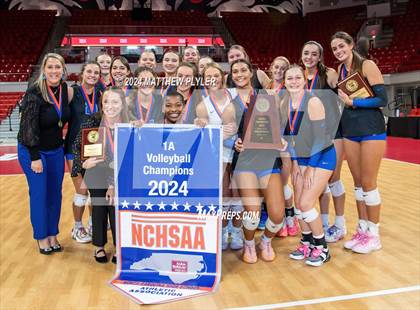 Thumbnail 2 in Polk County vs Perquimans (NCHSAA 1A Final - Awards) photogallery.
