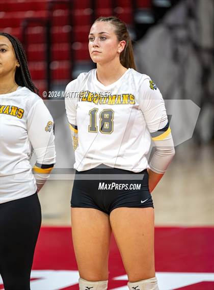 Thumbnail 1 in Polk County vs Perquimans (NCHSAA 1A Final - Awards) photogallery.