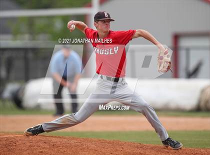 Thumbnail 3 in Brusly vs. Jennings photogallery.