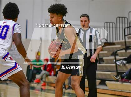 Thumbnail 1 in Freedom vs. Gar-Field (Joe Cascio Boys & Girls Holiday Basketball Tournament) photogallery.