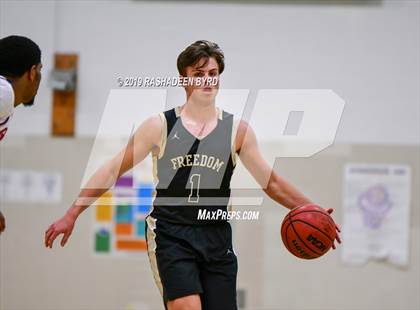 Thumbnail 2 in Freedom vs. Gar-Field (Joe Cascio Boys & Girls Holiday Basketball Tournament) photogallery.