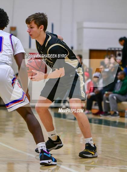 Thumbnail 2 in Freedom vs. Gar-Field (Joe Cascio Boys & Girls Holiday Basketball Tournament) photogallery.