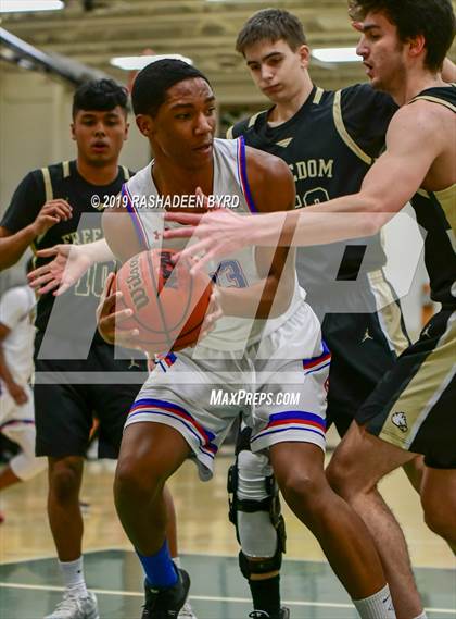 Thumbnail 3 in Freedom vs. Gar-Field (Joe Cascio Boys & Girls Holiday Basketball Tournament) photogallery.