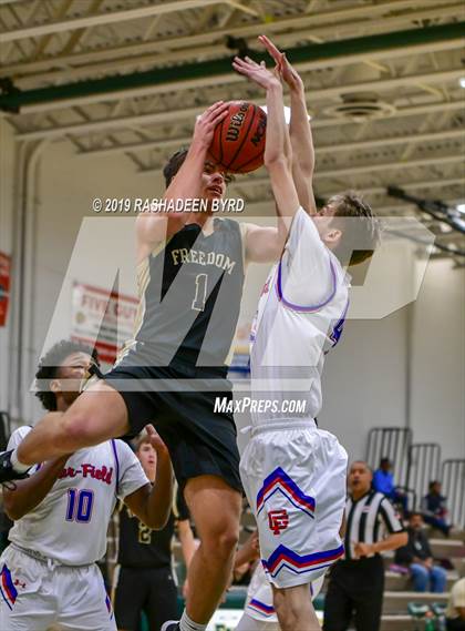 Thumbnail 2 in Freedom vs. Gar-Field (Joe Cascio Boys & Girls Holiday Basketball Tournament) photogallery.