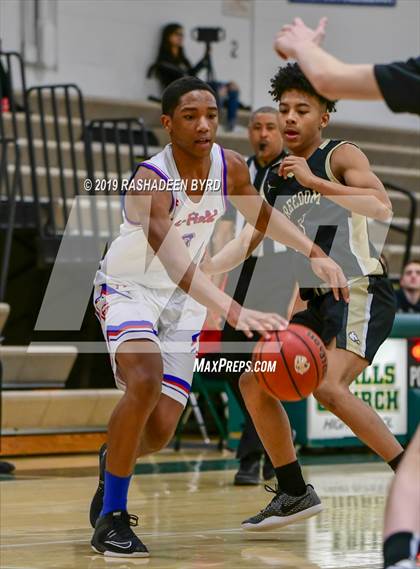 Thumbnail 3 in Freedom vs. Gar-Field (Joe Cascio Boys & Girls Holiday Basketball Tournament) photogallery.