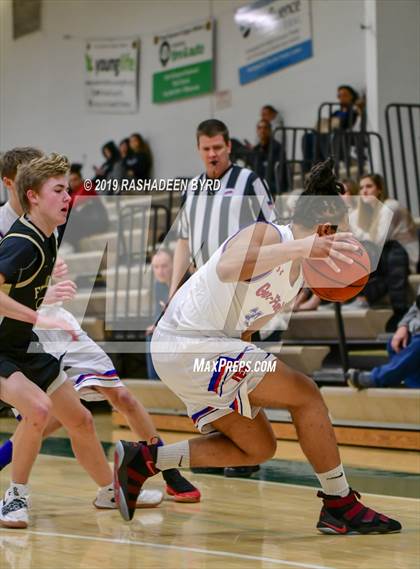 Thumbnail 2 in Freedom vs. Gar-Field (Joe Cascio Boys & Girls Holiday Basketball Tournament) photogallery.