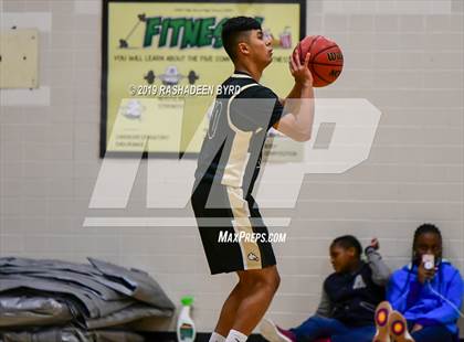 Thumbnail 3 in Freedom vs. Gar-Field (Joe Cascio Boys & Girls Holiday Basketball Tournament) photogallery.