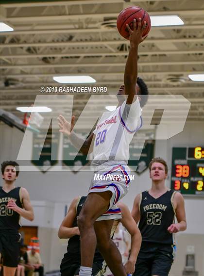 Thumbnail 2 in Freedom vs. Gar-Field (Joe Cascio Boys & Girls Holiday Basketball Tournament) photogallery.