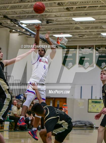 Thumbnail 2 in Freedom vs. Gar-Field (Joe Cascio Boys & Girls Holiday Basketball Tournament) photogallery.