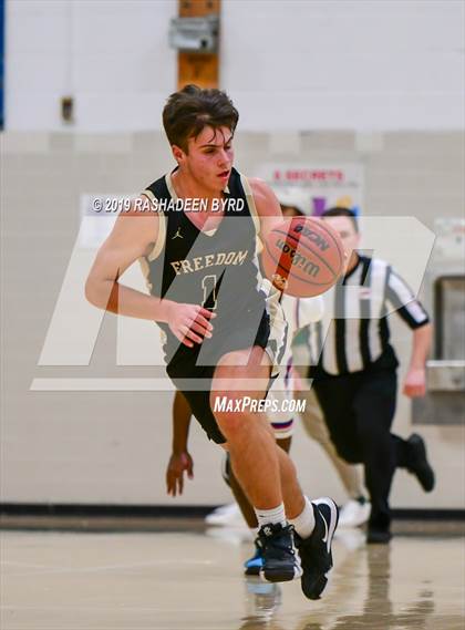 Thumbnail 2 in Freedom vs. Gar-Field (Joe Cascio Boys & Girls Holiday Basketball Tournament) photogallery.