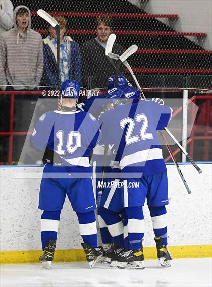 Thumbnail 1 in Darien @ Fairfield Prep photogallery.