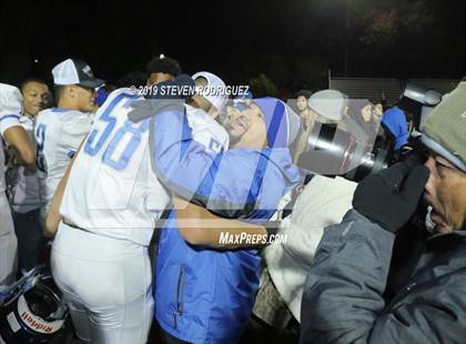 Thumbnail 2 in Oakdale vs. Sierra (CIF SJS D3 Final) photogallery.