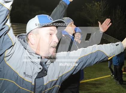 Thumbnail 2 in Oakdale vs. Sierra (CIF SJS D3 Final) photogallery.