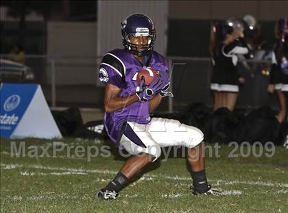 Thumbnail 3 in Carlsbad vs. Mission Hills photogallery.