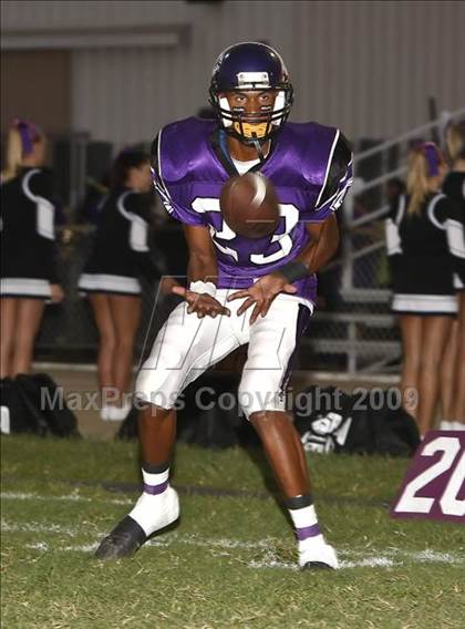 Thumbnail 1 in Carlsbad vs. Mission Hills photogallery.