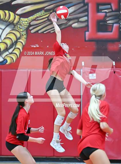 Thumbnail 2 in Ironwood vs. Chaparral (Ironwood Scrimmage) photogallery.