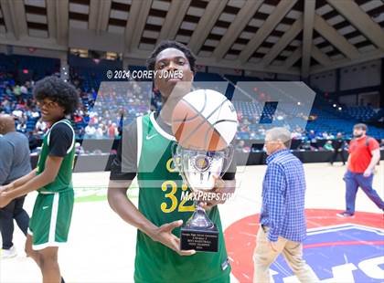 Thumbnail 1 in Greenforest vs Manchester (GHSA A Div.2 State Championship) photogallery.