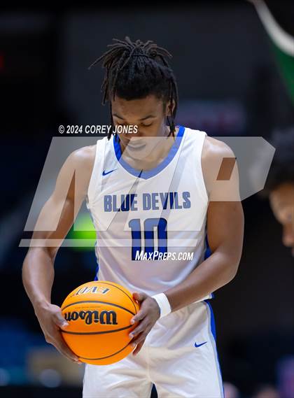 Thumbnail 1 in Greenforest vs Manchester (GHSA A Div.2 State Championship) photogallery.
