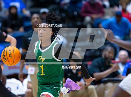 Thumbnail 1 in Greenforest vs Manchester (GHSA A Div.2 State Championship) photogallery.