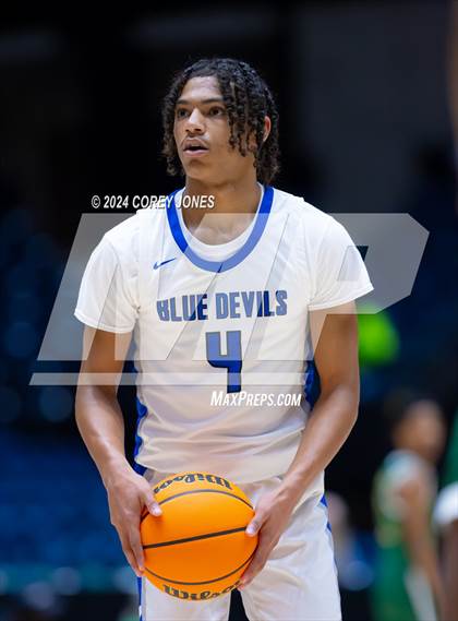 Thumbnail 2 in Greenforest vs Manchester (GHSA A Div.2 State Championship) photogallery.
