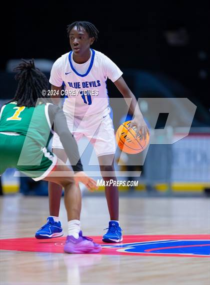 Thumbnail 2 in Greenforest vs Manchester (GHSA A Div.2 State Championship) photogallery.