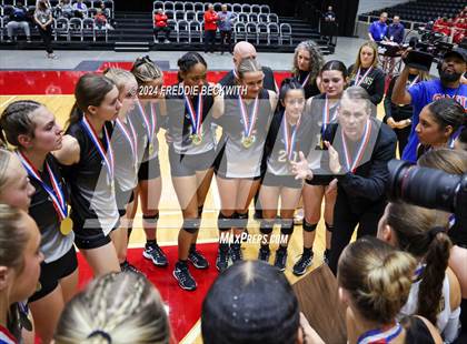 Thumbnail 1 in Goliad vs. Bushland (UIL 3A Volleyball Division I Final Medal Ceremony) photogallery.