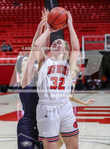 Thumbnail 2 in Skyline vs. Springville (UHSAA Quarter Final) photogallery.