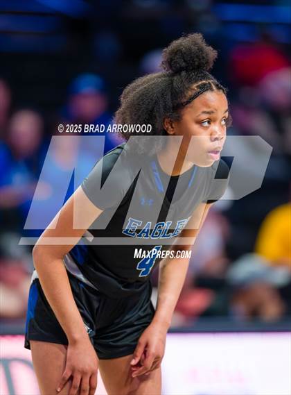 Thumbnail 2 in East Bladen vs Perquimans (NCHSAA 1A Regional Final) photogallery.