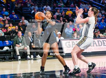 Thumbnail 2 in East Bladen vs Perquimans (NCHSAA 1A Regional Final) photogallery.
