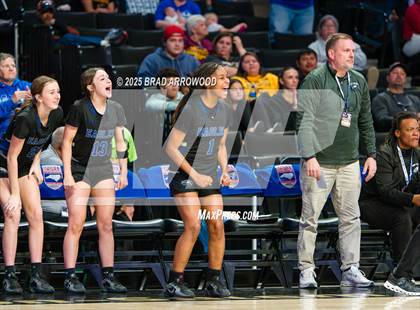 Thumbnail 3 in East Bladen vs Perquimans (NCHSAA 1A Regional Final) photogallery.
