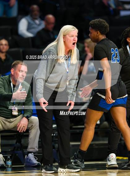 Thumbnail 2 in East Bladen vs Perquimans (NCHSAA 1A Regional Final) photogallery.