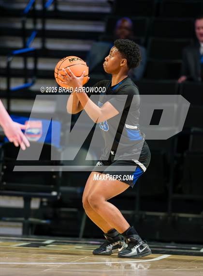 Thumbnail 1 in East Bladen vs Perquimans (NCHSAA 1A Regional Final) photogallery.