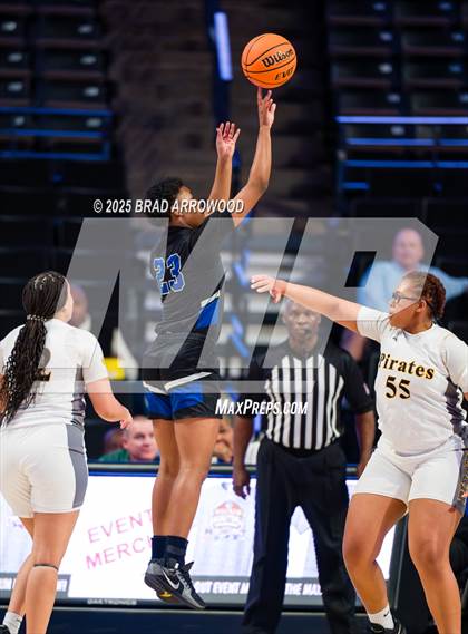 Thumbnail 3 in East Bladen vs Perquimans (NCHSAA 1A Regional Final) photogallery.