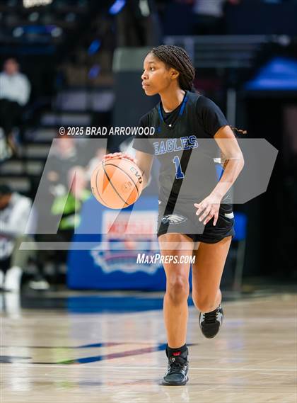 Thumbnail 2 in East Bladen vs Perquimans (NCHSAA 1A Regional Final) photogallery.