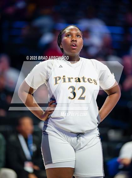 Thumbnail 1 in East Bladen vs Perquimans (NCHSAA 1A Regional Final) photogallery.