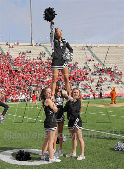 Thumbnail 3 in Katy vs. Steele (UIL 5A Division 2 Semifinal Playoff) photogallery.