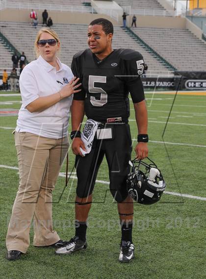 Thumbnail 2 in Katy vs. Steele (UIL 5A Division 2 Semifinal Playoff) photogallery.