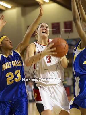 Thumbnail 1 in Carondelet vs Pinole Valley (D2 Sec. Final) photogallery.