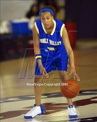 Thumbnail 2 in Carondelet vs Pinole Valley (D2 Sec. Final) photogallery.